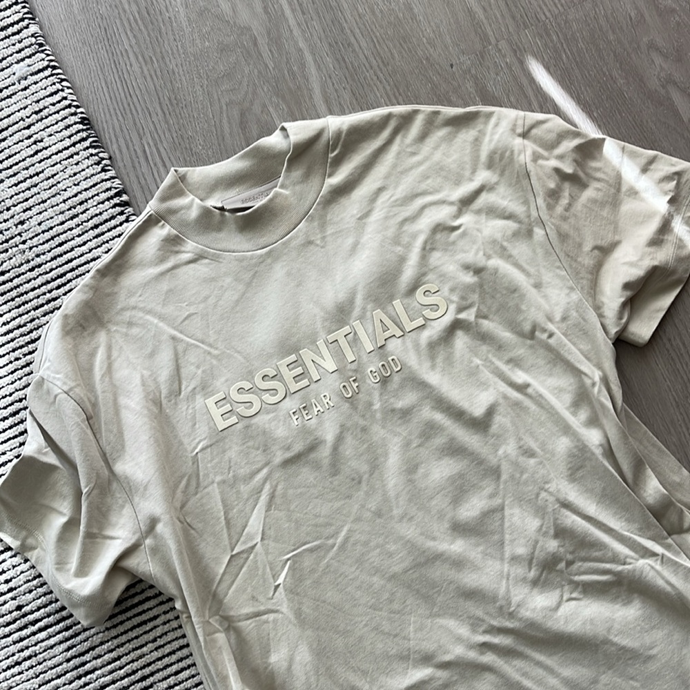ESSENTIALS t-shirt dress - Picture 4 of 6